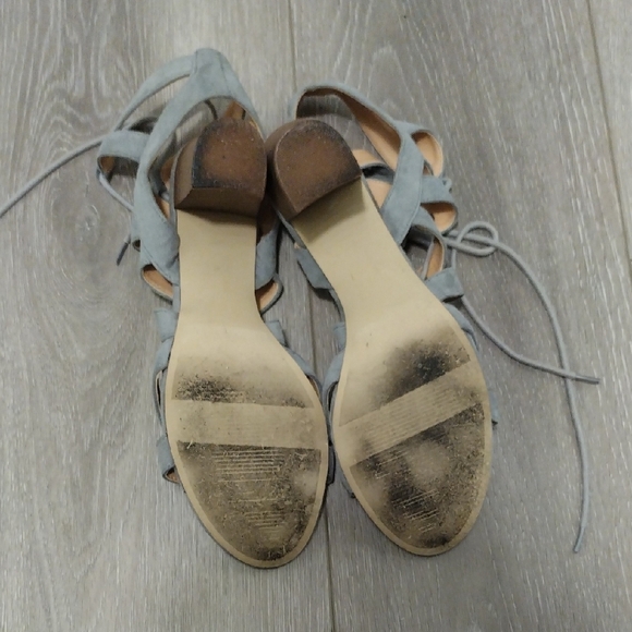 XOXO Balta Gray Strappy Heels - Picture 17 of 17